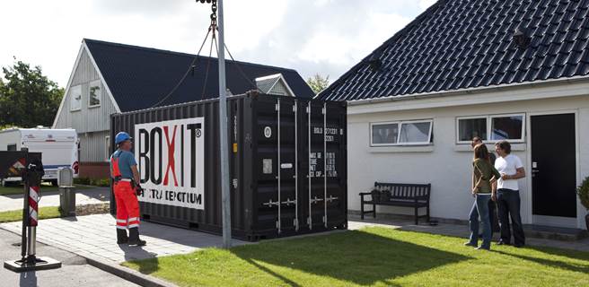 Levering af container hos private Lej en BOXIT container