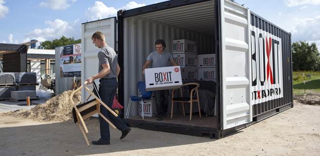 Undgå høje løft under flytning med en Flyttebox Ryg-venlig flytning