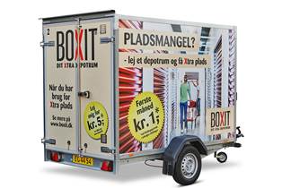 Lukket flyttetrailer kan lejes hos BOXIT Lej en trailer / flyttetrailer